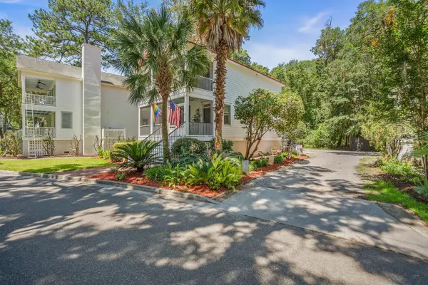 Beaufort, SC 29902,8 Battery Point Ln