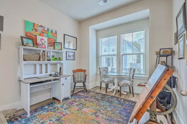 Charleston, SC 29412,129 Howard Mary Dr #A