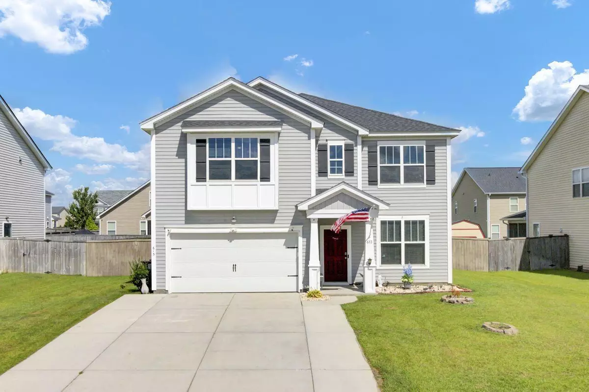 Summerville, SC 29486,613 Ravens Wood Rd