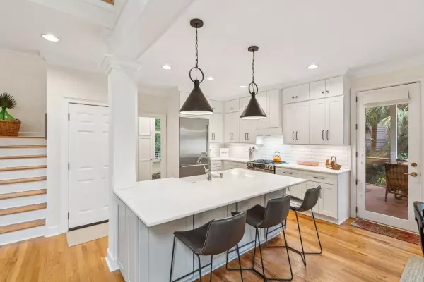 Kiawah Island, SC 29455,132 Turnberry Dr