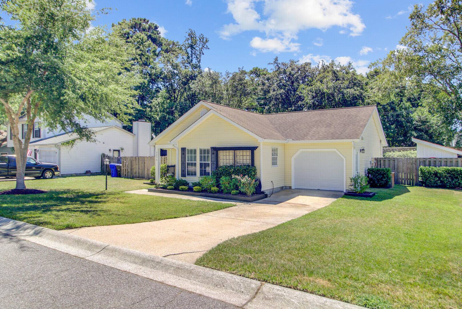 Mount Pleasant, SC 29466,2076 Presidio Dr