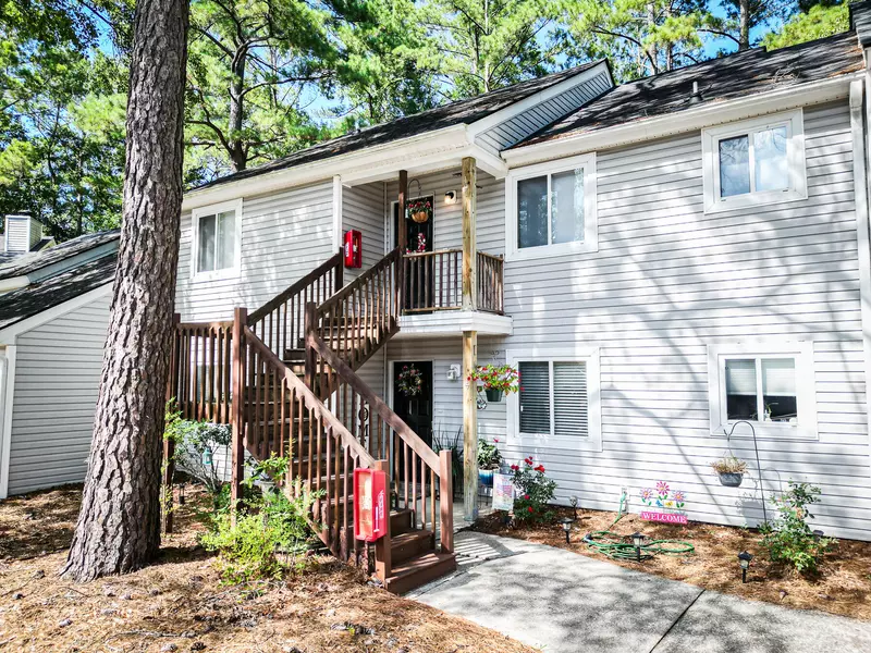 19 Rudwick Cir, Goose Creek, SC 29445