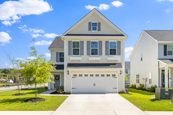 101 Guernsey Ln, Summerville, SC 29483