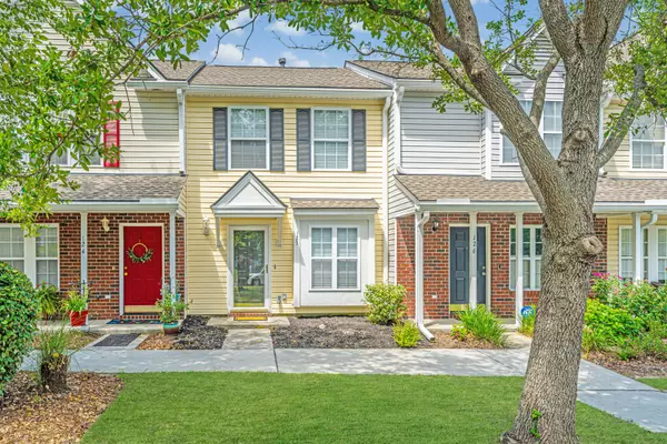 125 Macy Cir, Goose Creek, SC 29445