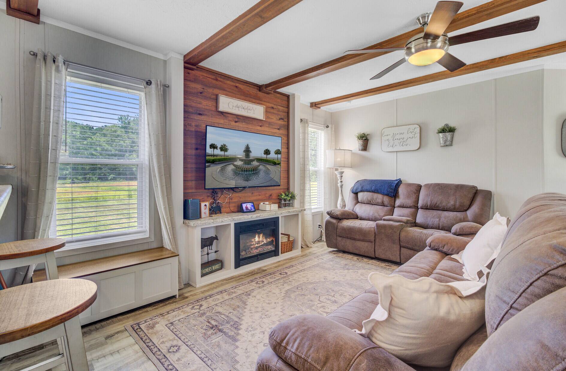 Bonneau, SC 29431,158 Brant Acres Ln