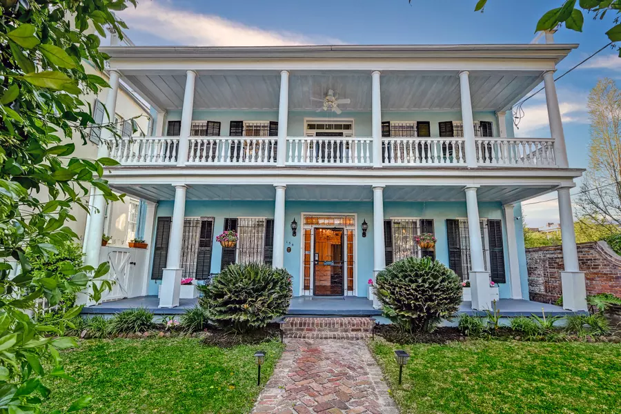 154 Wentworth St, Charleston, SC 29401