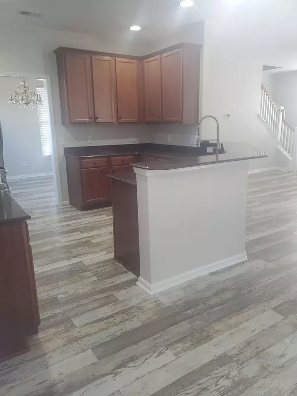 Summerville, SC 29483,131 Avonshire Dr