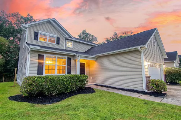 1861 Cornsilk Dr, Charleston, SC 29414