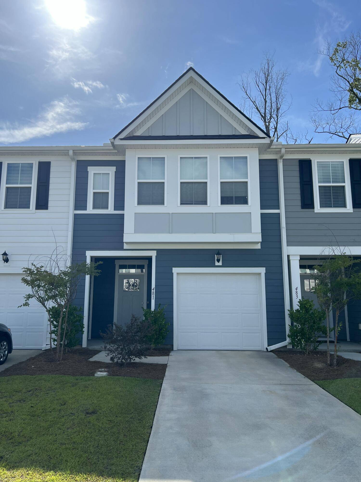 481 Trotters Ln, Moncks Corner, SC 29461