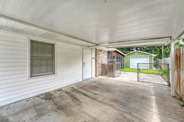 Ladson, SC 29456,113 Jackson Rd