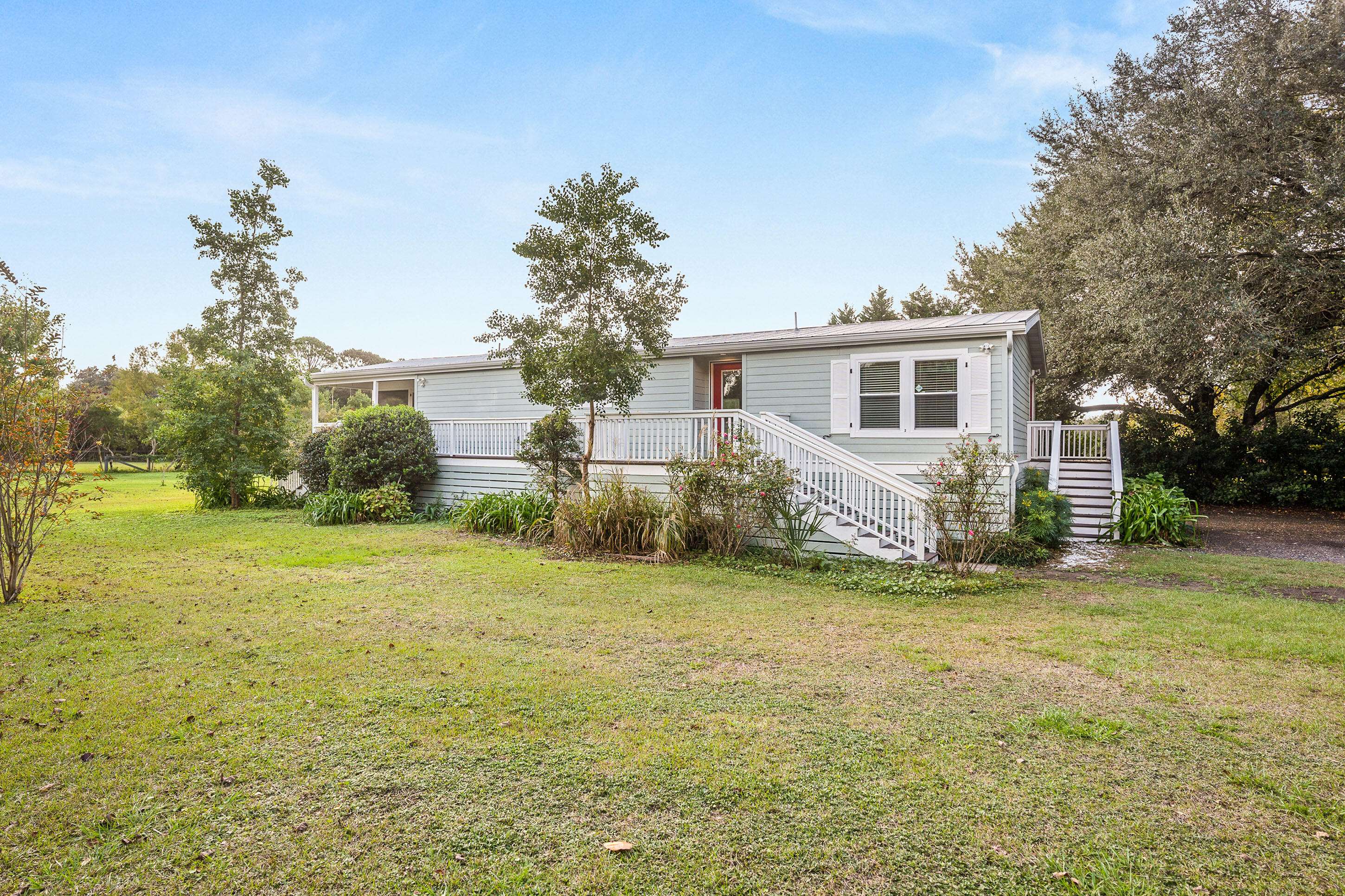 Saint Helena Island, SC 29920,1866 Sea Island Pkwy