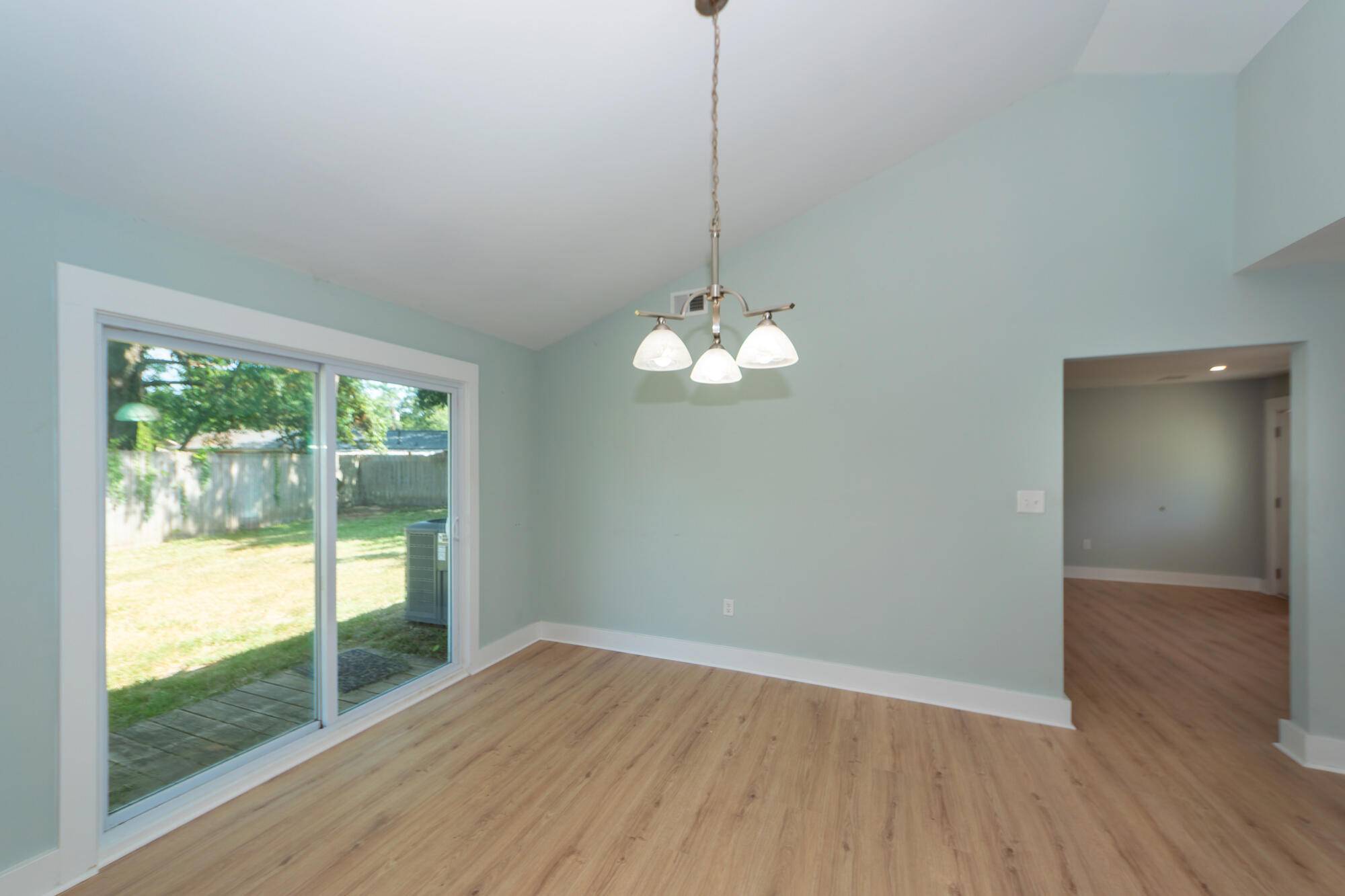 North Charleston, SC 29418,4836 Hillock Ave