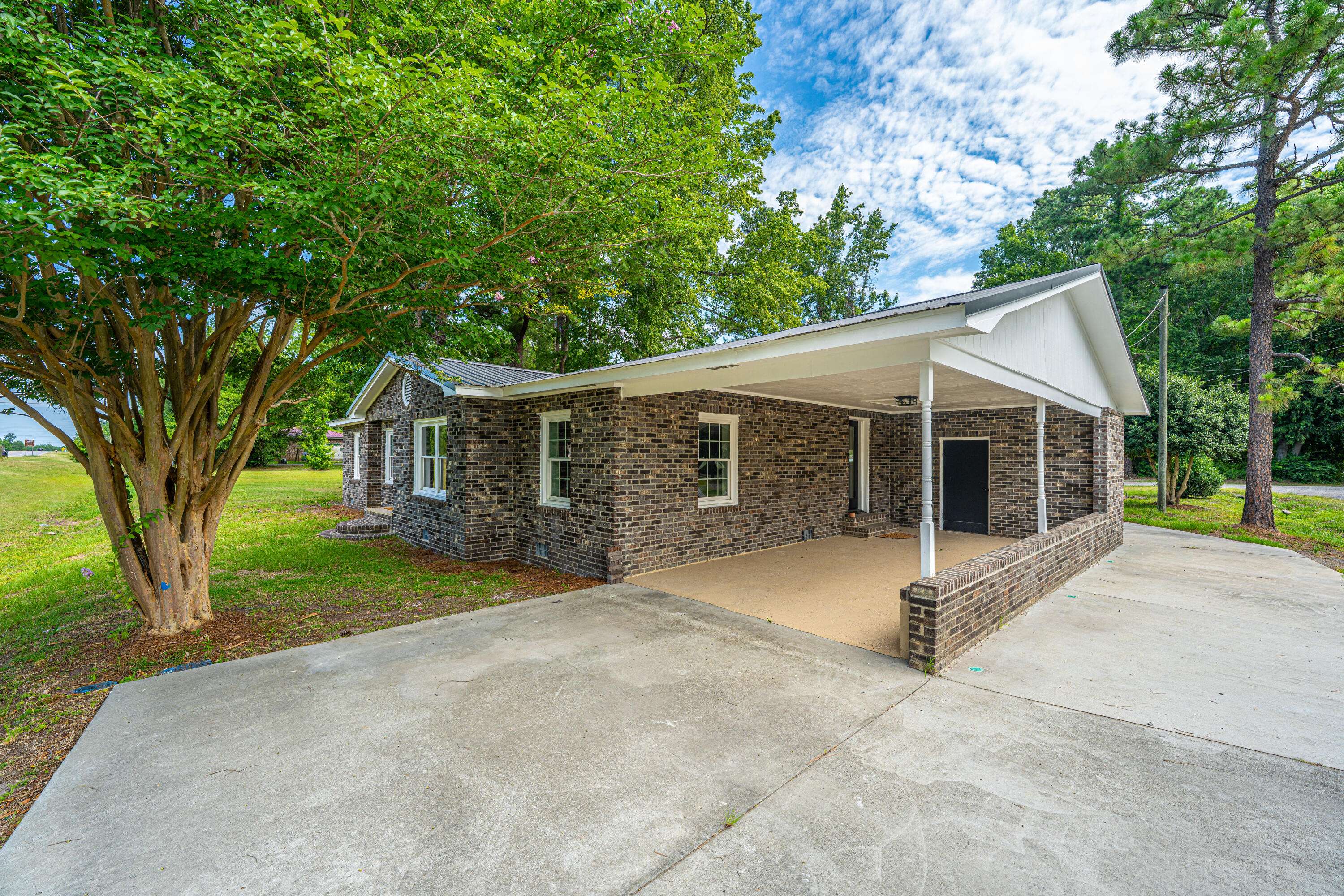 Saint Stephen, SC 29479,4649 N Highway 52