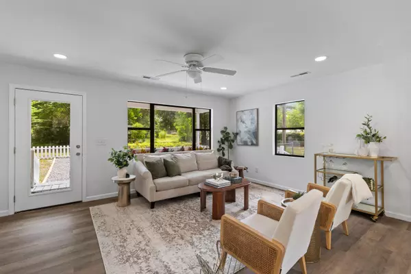 Ladson, SC 29456,802 Royle Rd