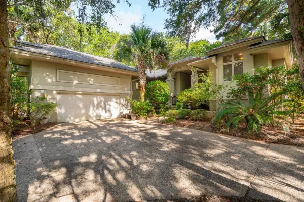 Kiawah Island, SC 29455,251 Glen Abbey