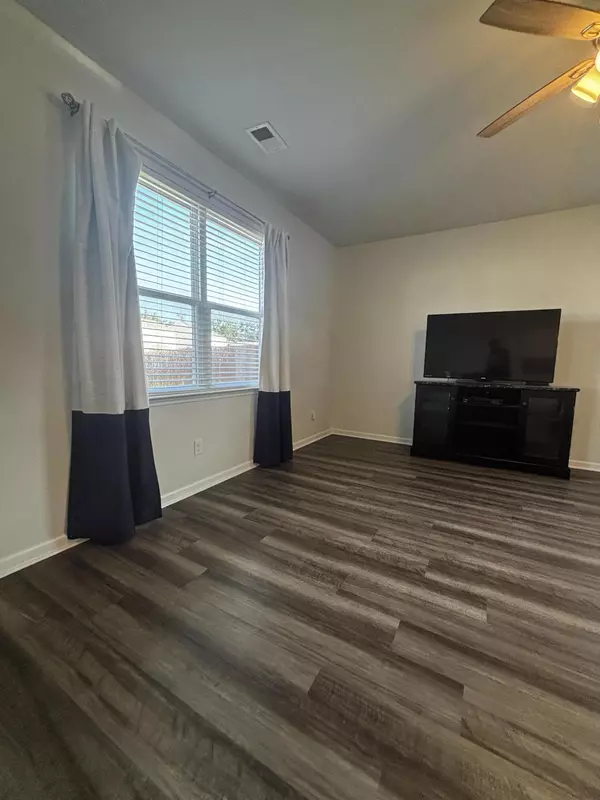 Moncks Corner, SC 29461,431 Buckhannon Ln Ln