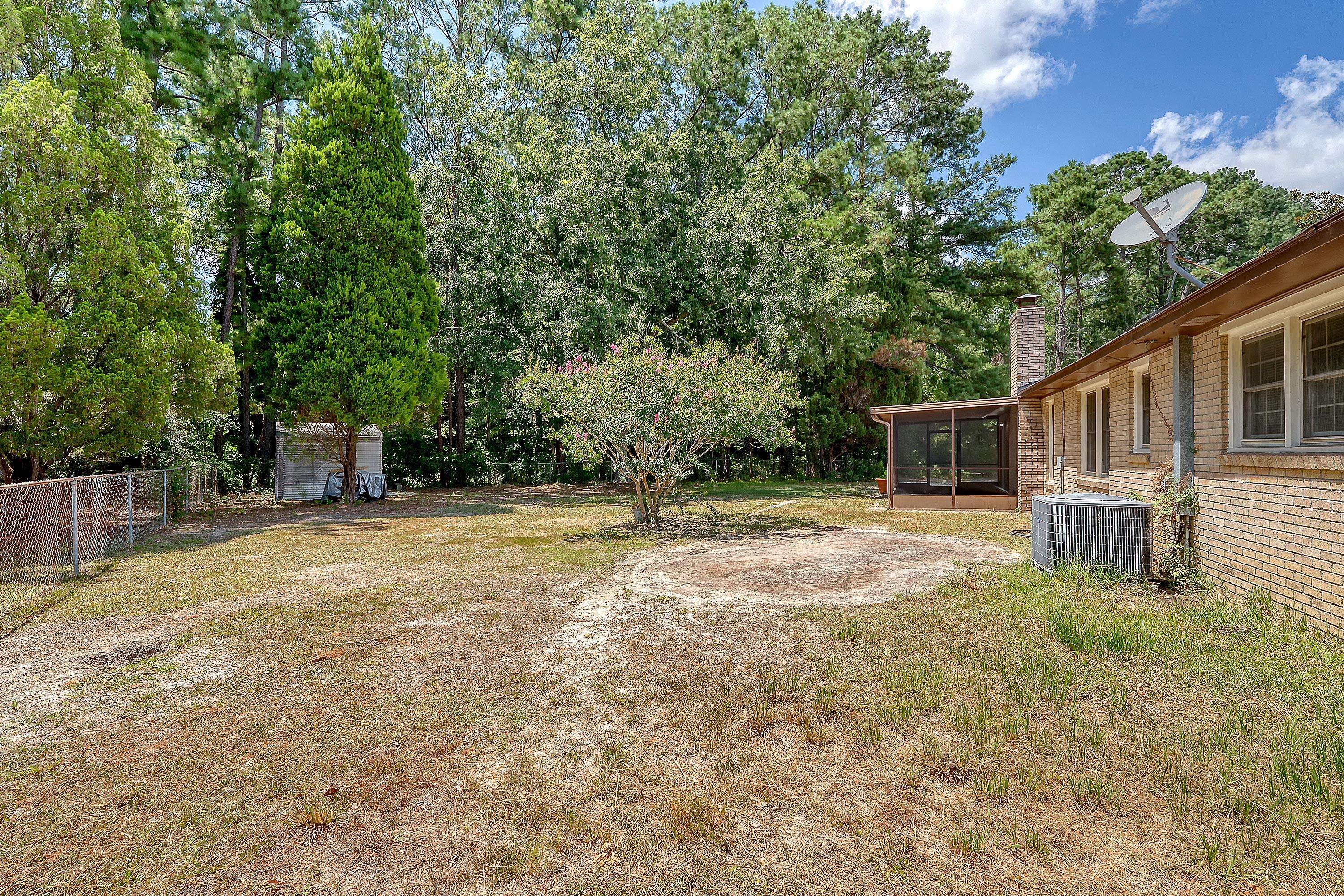North Charleston, SC 29418,4936 Foxwood Dr