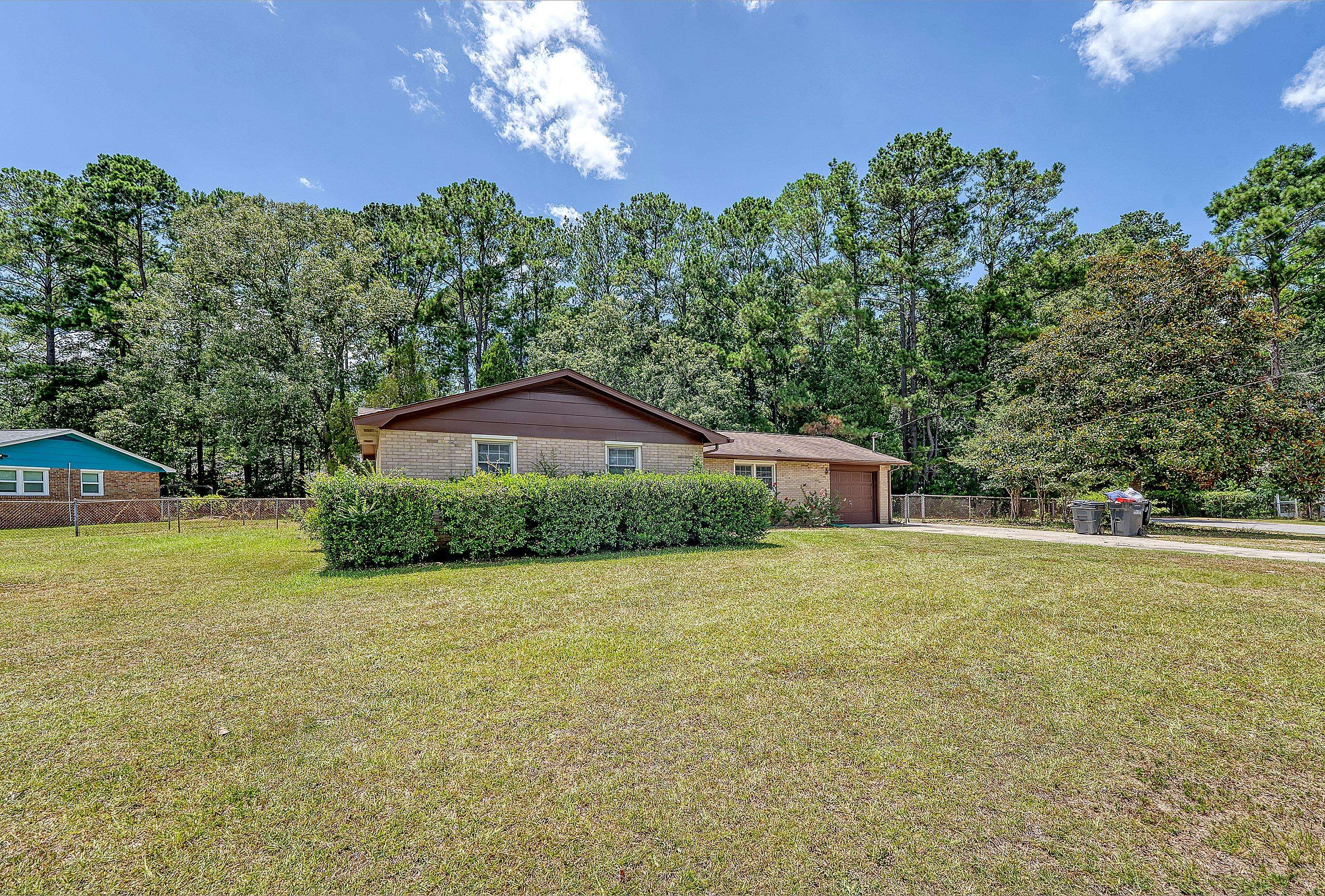 North Charleston, SC 29418,4936 Foxwood Dr