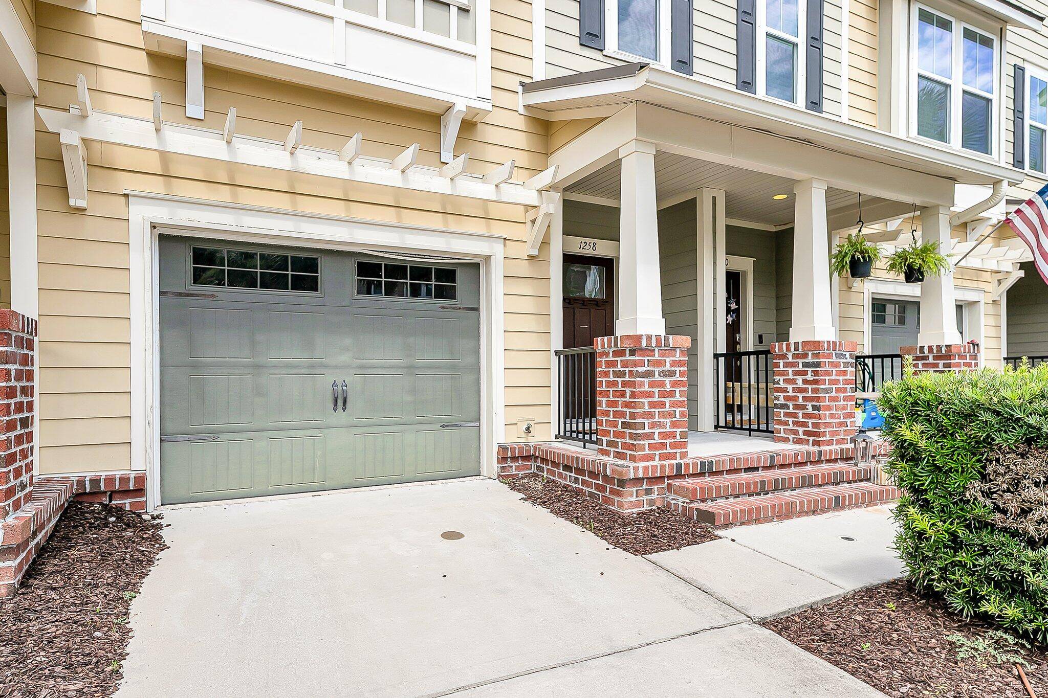 Mount Pleasant, SC 29466,1258 Dingle Rd