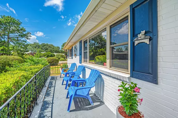 Charleston, SC 29412,1563 Relyea Ave