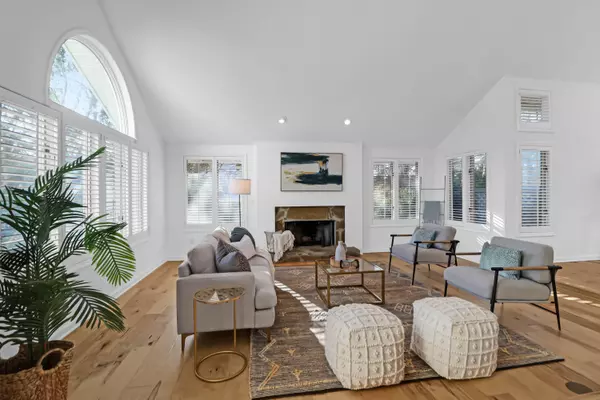 Mount Pleasant, SC 29466,1784 Omni Blvd