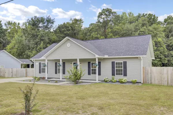 Ridgeville, SC 29472,255 S Railroad Ave