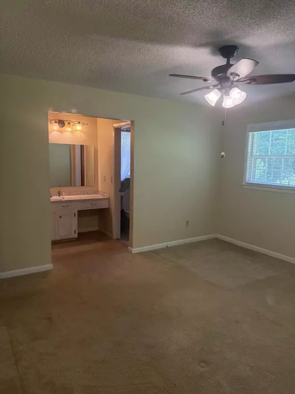 Summerville, SC 29485,214 E Mikel Dr