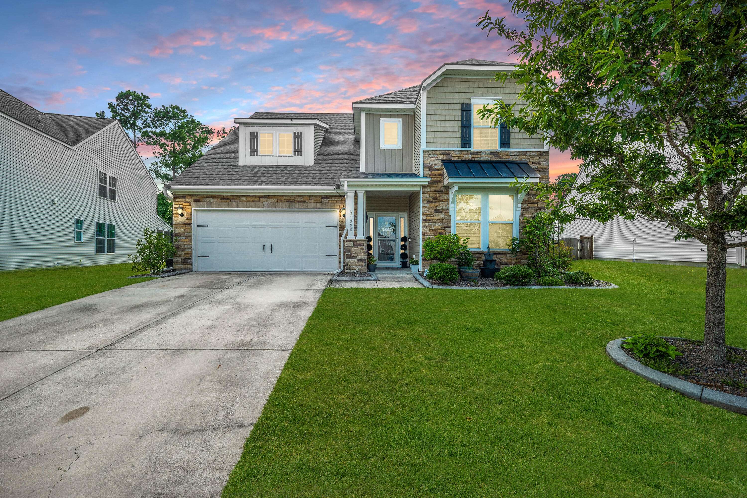 1326 Hermitage Ln, Ladson, SC 29456