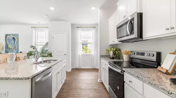 Ravenel, SC 29470,2267 Macallan Blvd