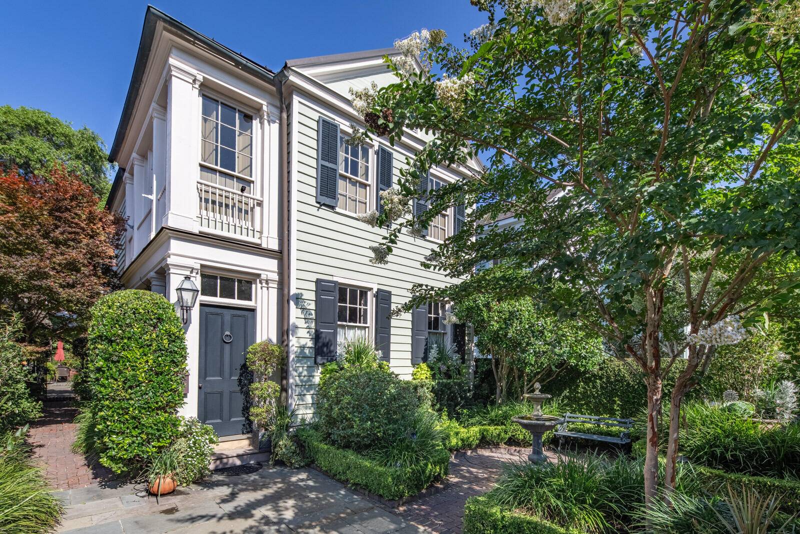 101 King St, Charleston, SC 29401