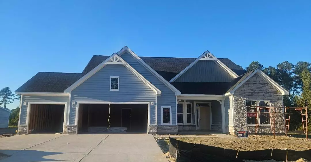 237 Huguenot Trl, Huger, SC 29450