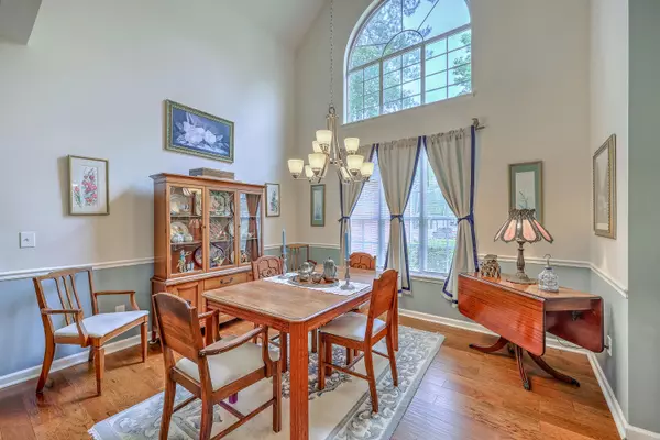 Summerville, SC 29485,704 Pointe Cir