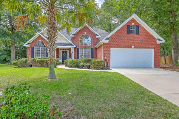 Summerville, SC 29485,704 Pointe Cir