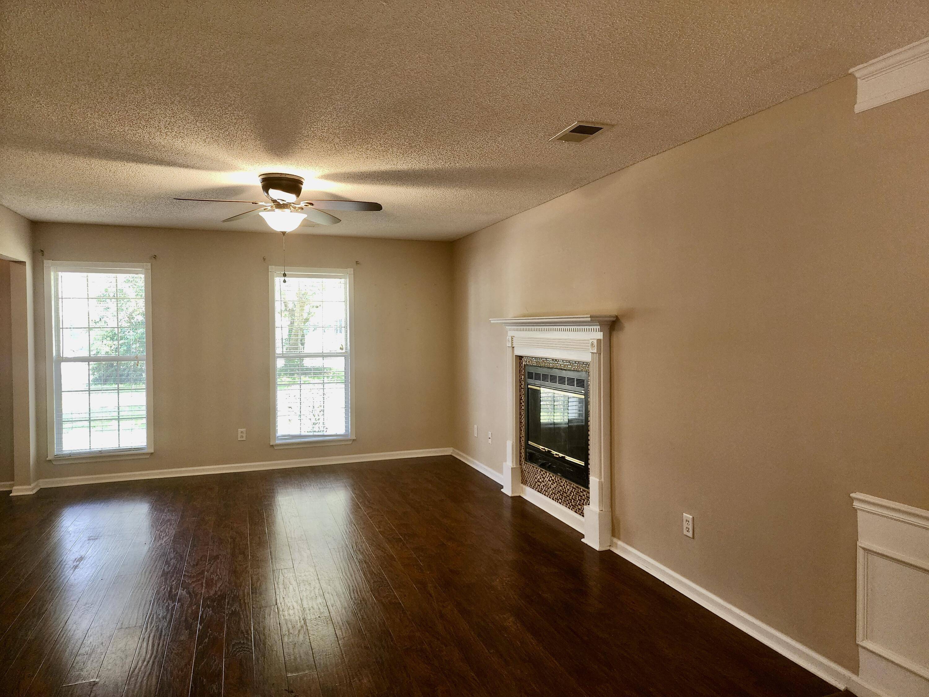 Mount Pleasant, SC 29464,1269 Center Lake Dr
