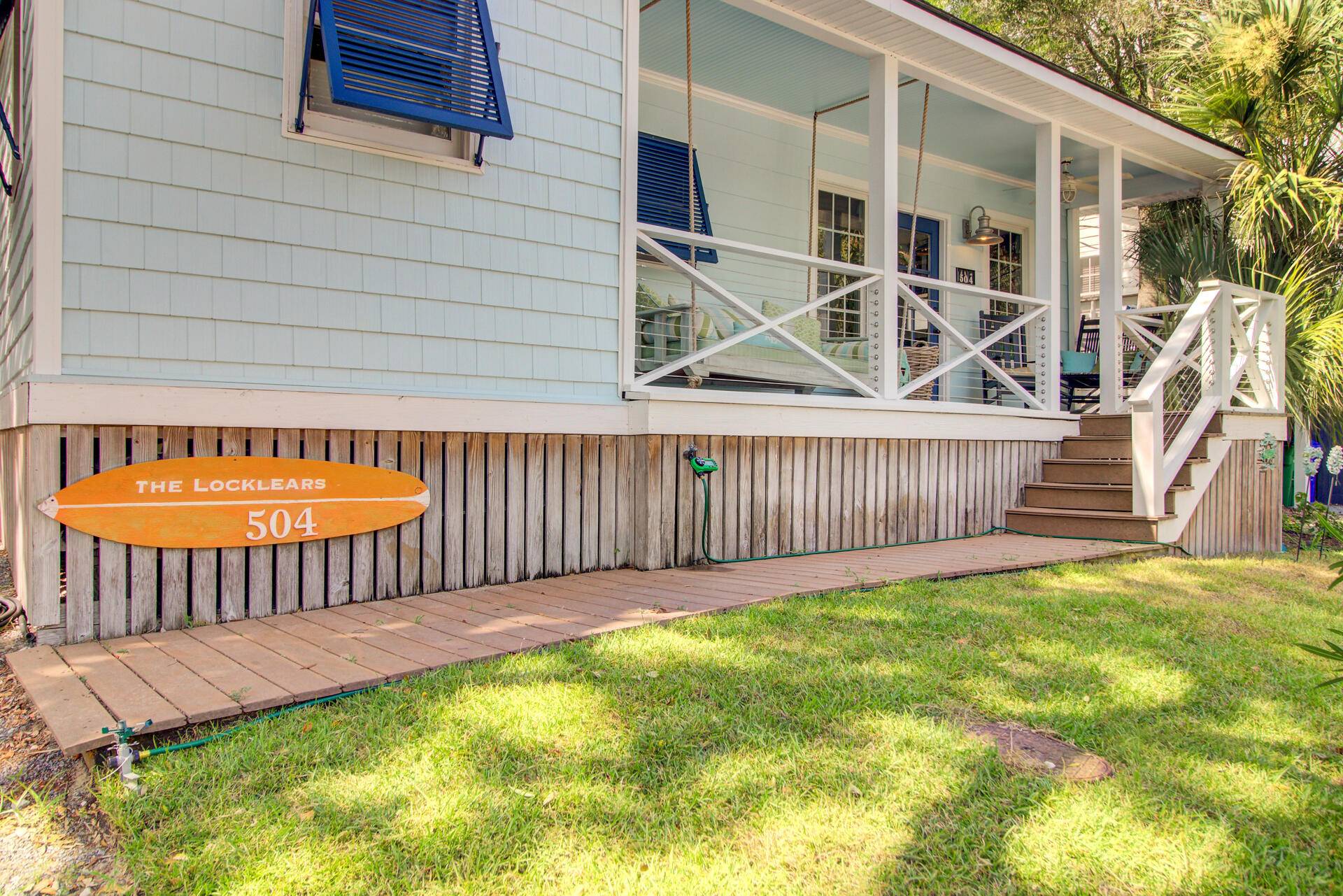 Folly Beach, SC 29439,504 E Cooper Ave