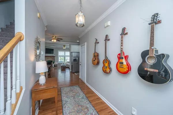 118 Congress St #B, Charleston, SC 29403