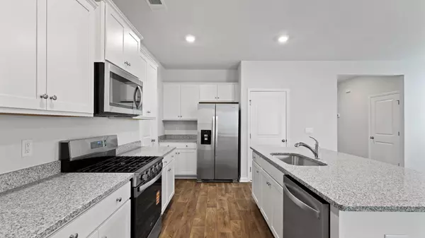 Summerville, SC 29486,779 Long Bluff Rd