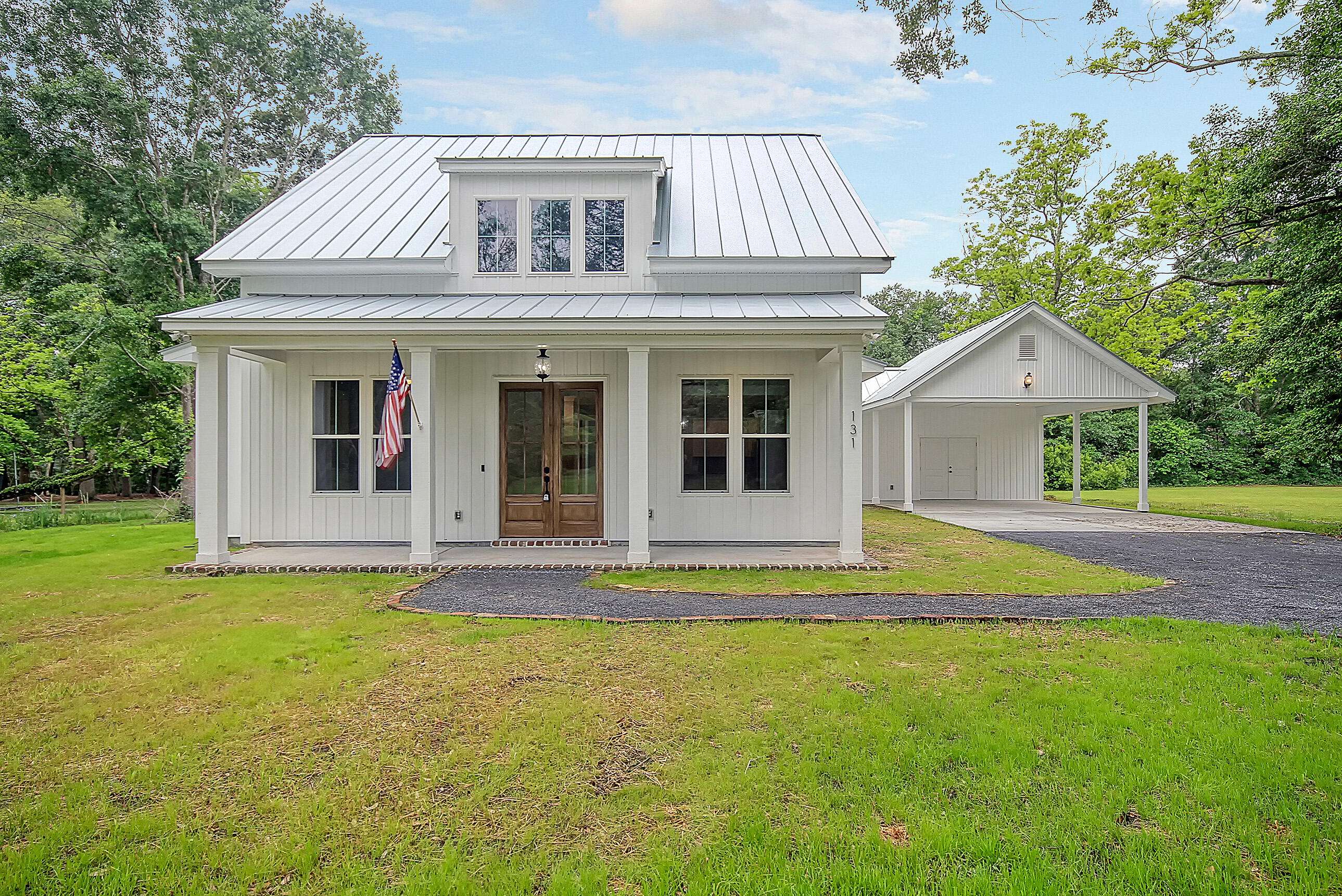 1 Hendorrich Trl, Huger, SC 29450