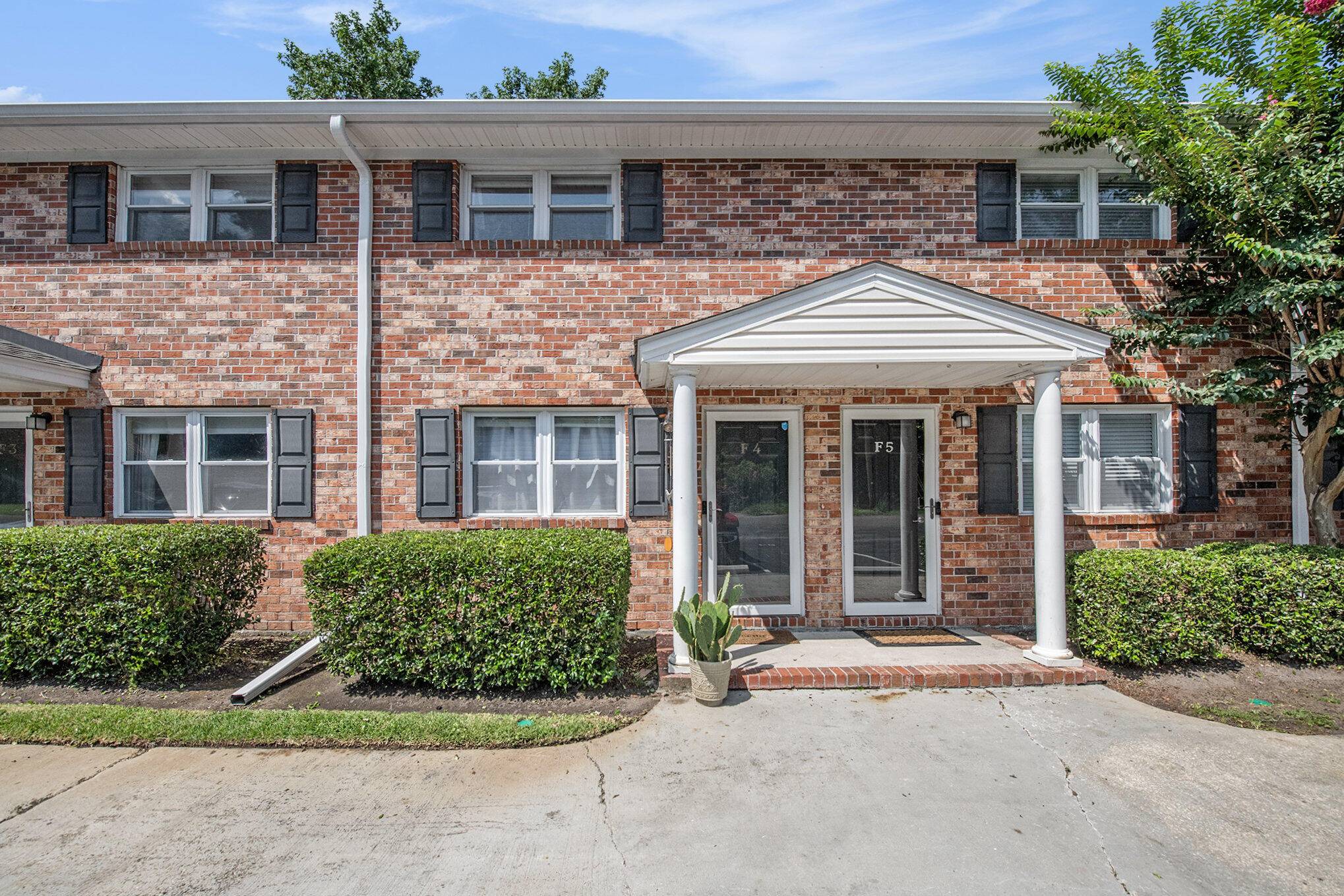 1852 Mepkin Rd #1049, Charleston, SC 29407