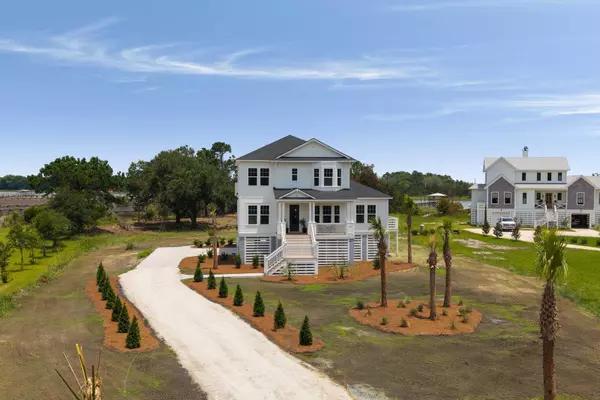 Awendaw, SC 29429,7847 Pelican Bay Rd