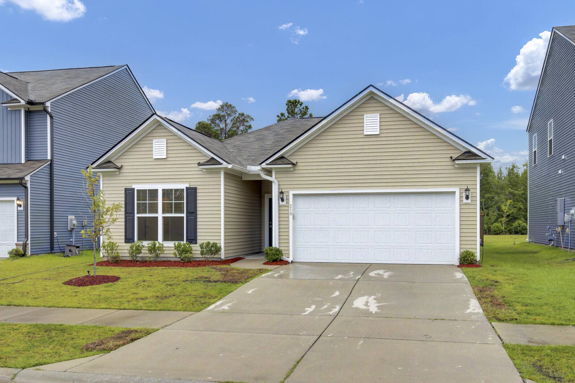 Summerville, SC 29486,219 Hayworth Rd