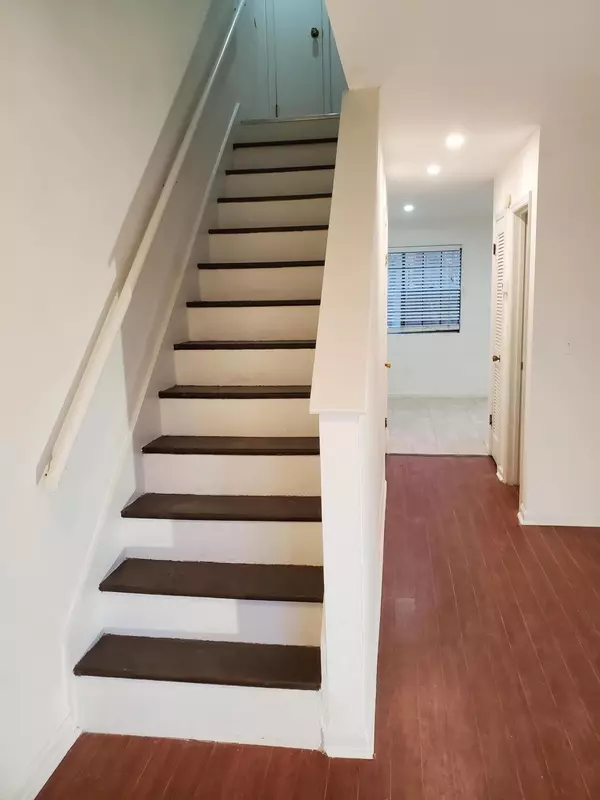 Summerville, SC 29485,110 Timber Ln