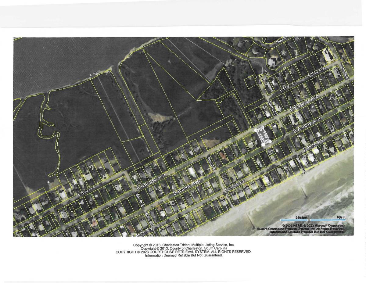 Folly Beach, SC 29439,916 E Ashley Ave