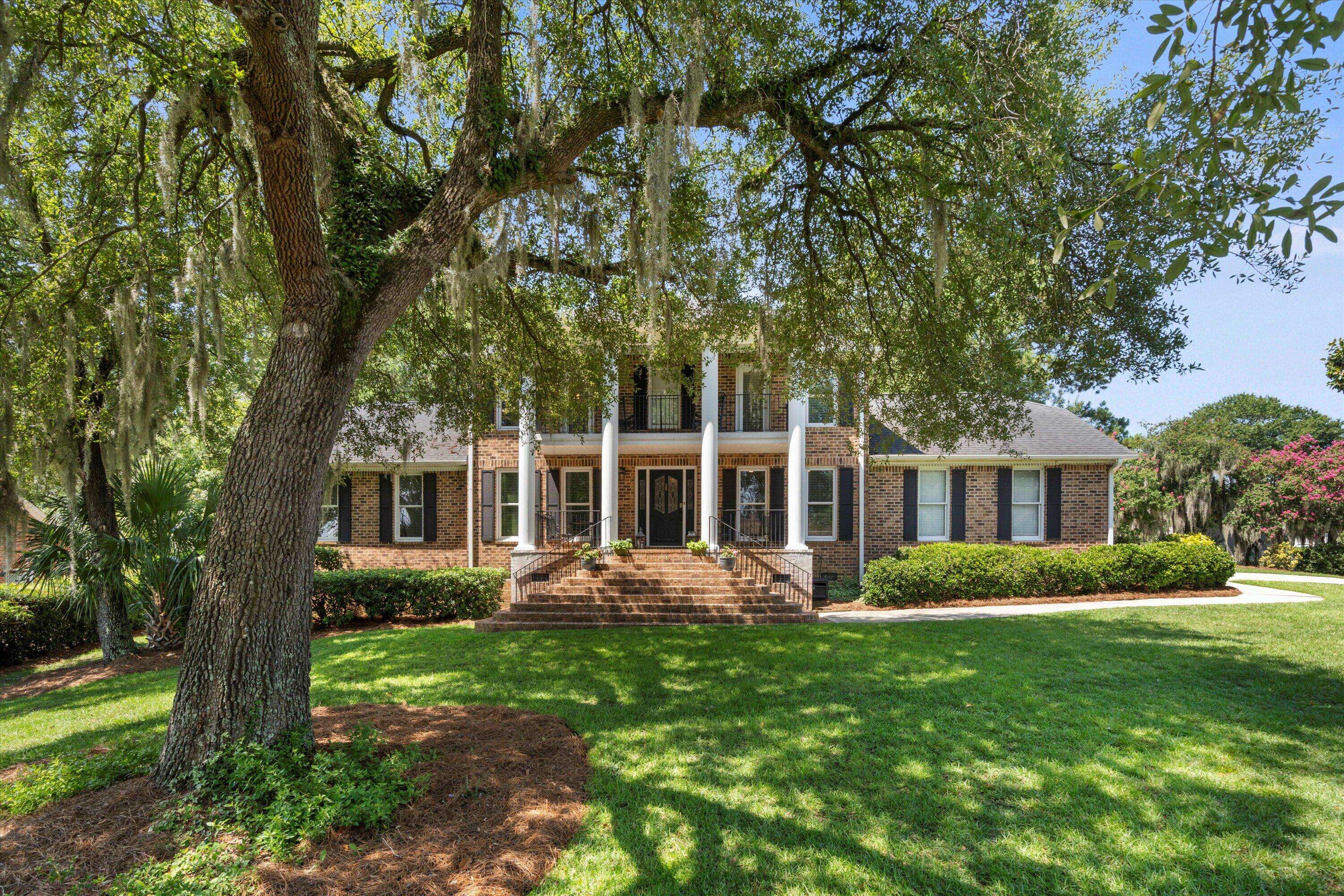 64 Sorento Blvd, Hanahan, SC 29410