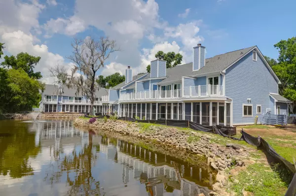 Mount Pleasant, SC 29464,857 Liriope Ln #E