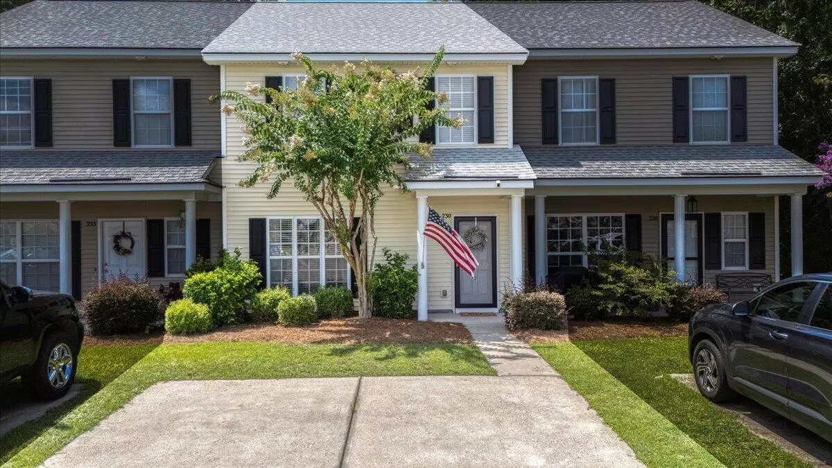 Summerville, SC 29485,230 Congaree River Dr