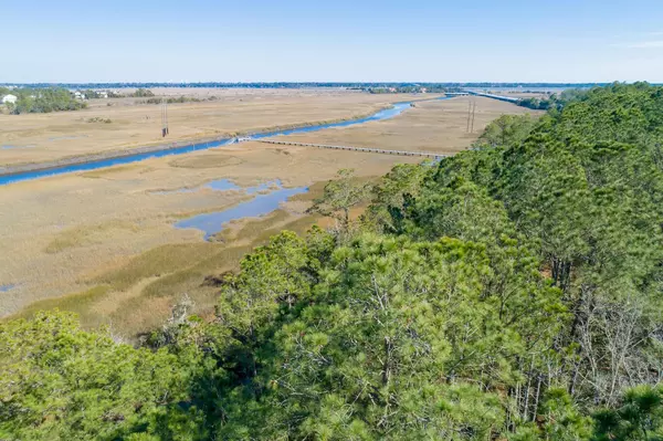 1515 John Fenwick Ln, Johns Island, SC 29455