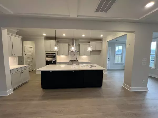 Summerville, SC 29486,119 Seaton St