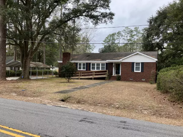 208 Holly Rd, Walterboro, SC 29488