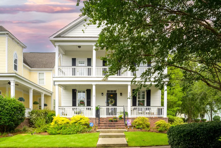 200 White Gables Dr, Summerville, SC 29483